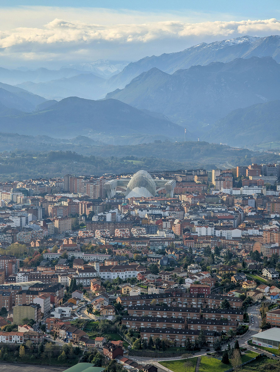 Imagen aérea de Oviedo